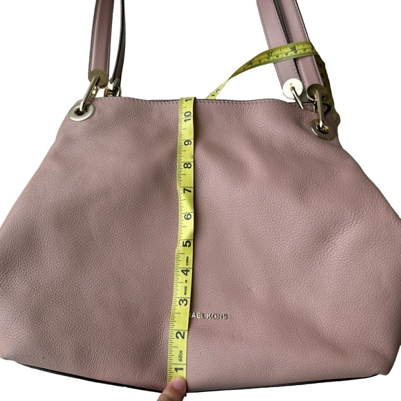 Michael Kors Soft Leather Baby Pink Purse - Picture 7 of 14